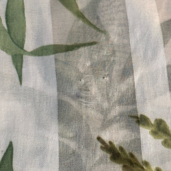 🌟HP🌟VTG 1980s Shades of Green Fern Polyester Chiffon & Satin Scarf - Picture 8 of 9